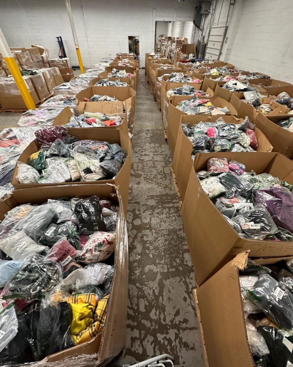 Buy Walmart Clothing Pallets in Idaho